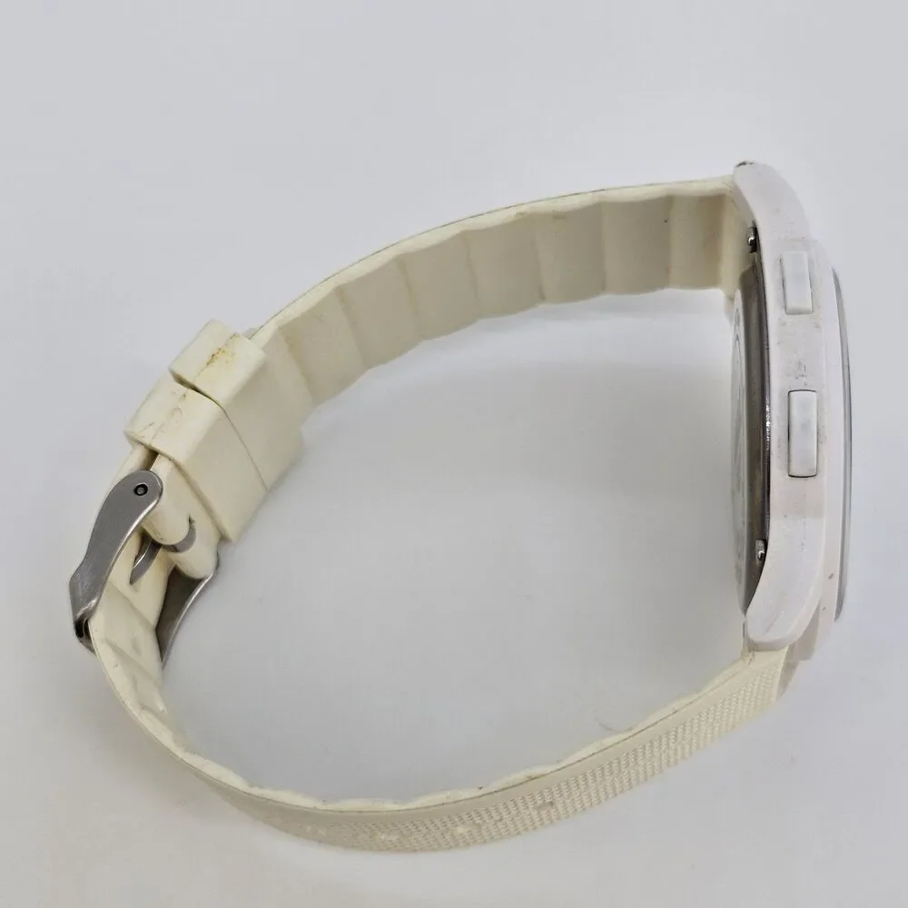 Beeasy AW02 Men's Ultra Slim Digital Watch 44MM White Plastic Bands New‎ Battery